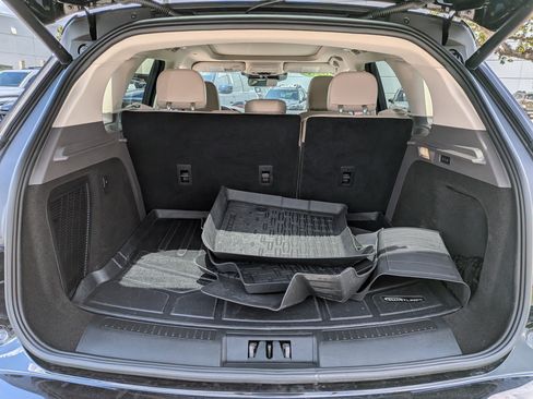 Used 2023 Lincoln Corsair Reserve w/ Equipment Group 201A image 13