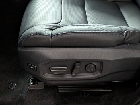 New 2026 Toyota Tundra Platinum AWD/4WD image 17