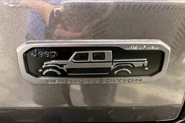Used 2020 Jeep Gladiator Rubicon AWD/4WD image 8