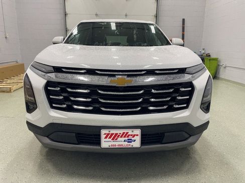 New 2026 Chevrolet Equinox LT w/ Safety and Technology Package image 7