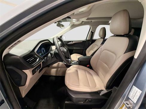 Used 2022 Ford Escape SEL image 18