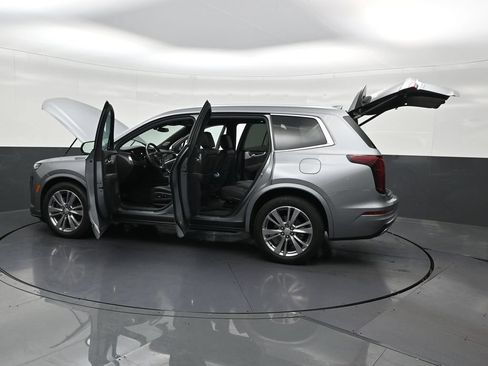Used 2024 Cadillac XT6 Premium Luxury FWD image 35