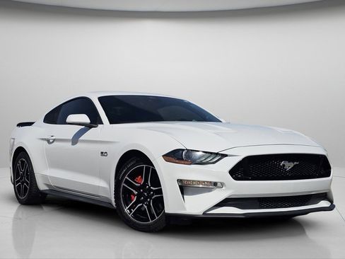 Used 2022 Ford Mustang GT Premium RWD image 2