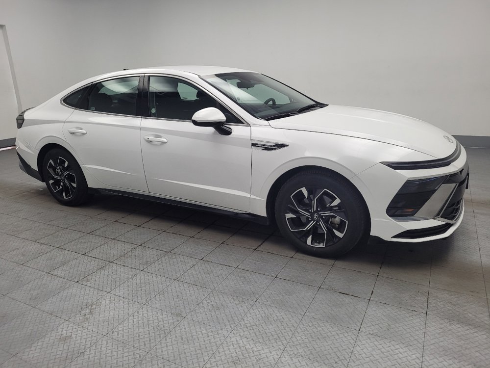 Used 2025 Hyundai Sonata SEL FWD image 11