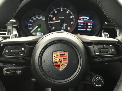 New 2026 Porsche Macan AWD/4WD image 19