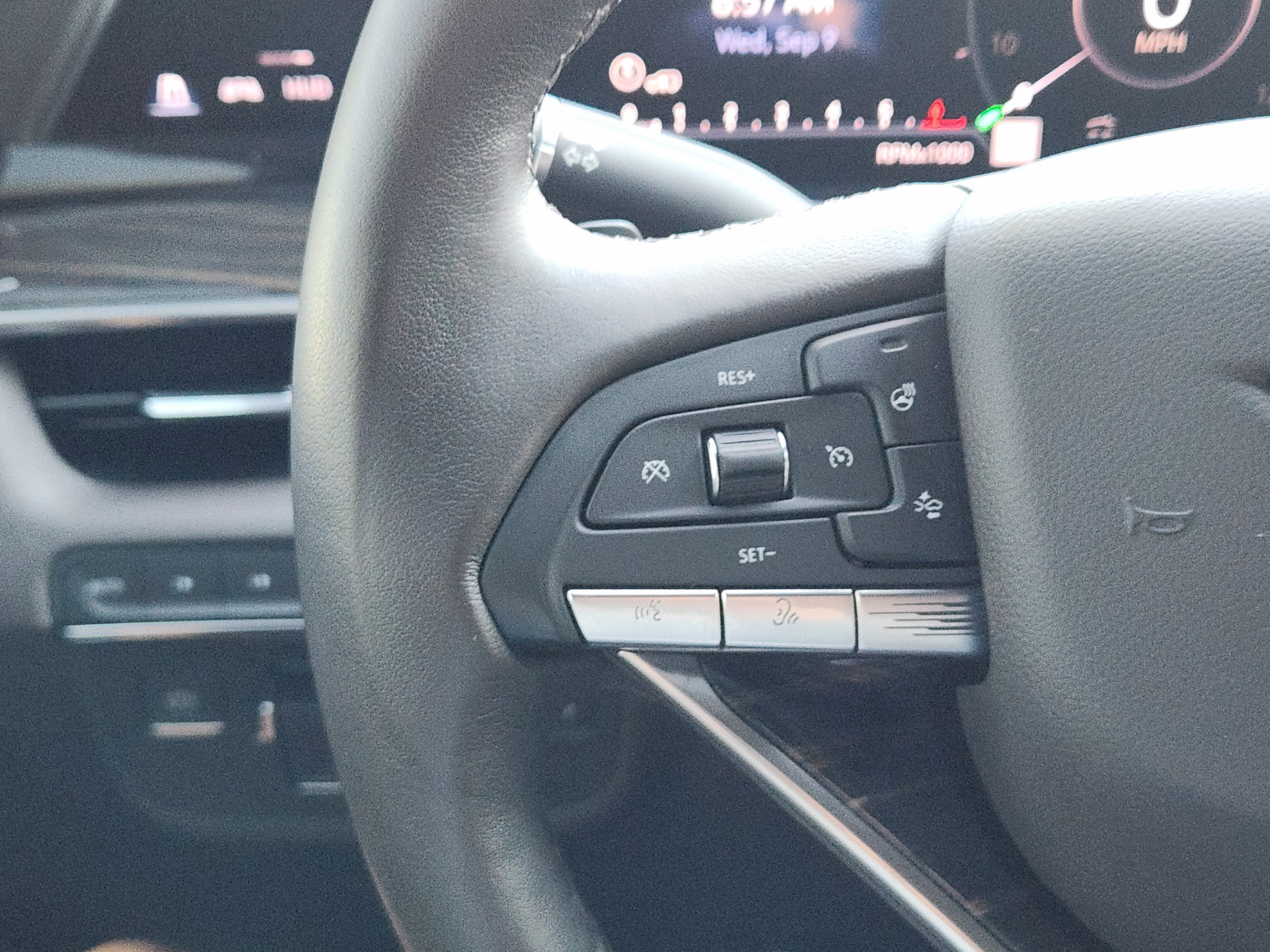 Used 2021 Cadillac Escalade Sport w/ Driver Assist Tech Package AWD/4WD image 26