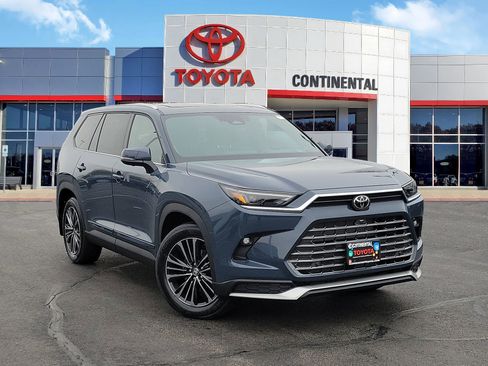 New 2026 Toyota Grand Highlander AWD Hybrid image 1