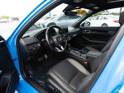 Used 2022 Honda Civic Sport Touring image 8