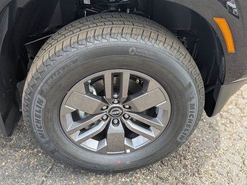 New 2026 Nissan Frontier SV AWD/4WD image 34