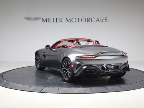 Used 2026 Aston Martin V8 Vantage Roadster image 6
