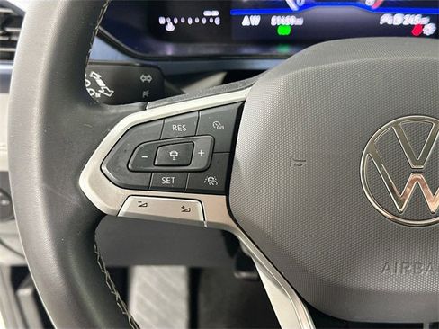 Used 2024 Volkswagen Taos SE image 21