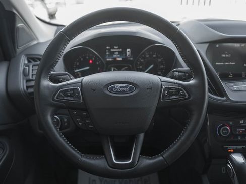Used 2019 Ford Escape SE image 32