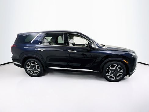 Used 2024 Hyundai Palisade Limited image 4
