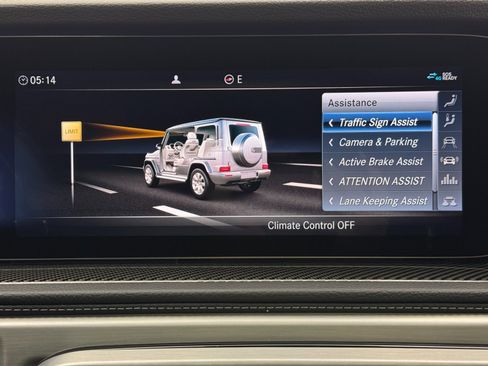 Used 2021 Mercedes-Benz G 550 G 550 w/ Exclusive Interior Package image 29