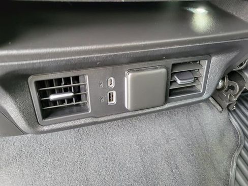 Used 2023 Chevrolet Silverado 1500 LT image 18