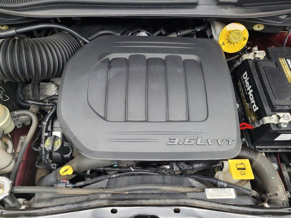 Used 2019 Dodge Grand Caravan SE FWD image 30