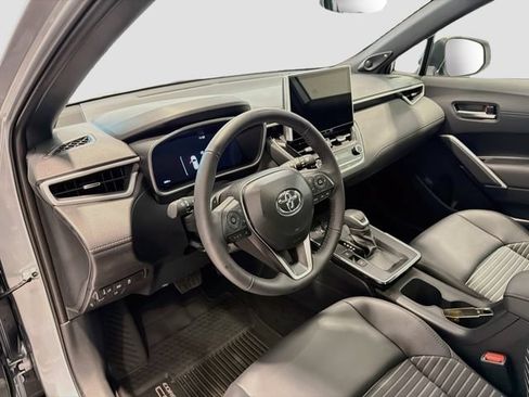 Certified 2026 Toyota Corolla Cross AWD Hybrid w/ Convenience Package image 8