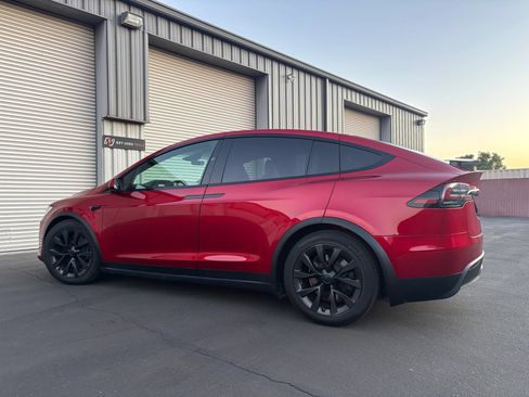 Used 2023 Tesla Model X AWD/4WD image 9