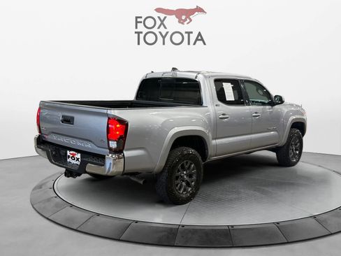 Used 2021 Toyota Tacoma SR5 AWD/4WD image 6