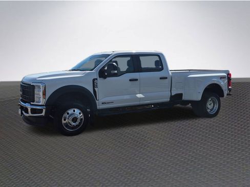 New 2026 Ford F450 XL w/ 360-Degree Camera Package image 2