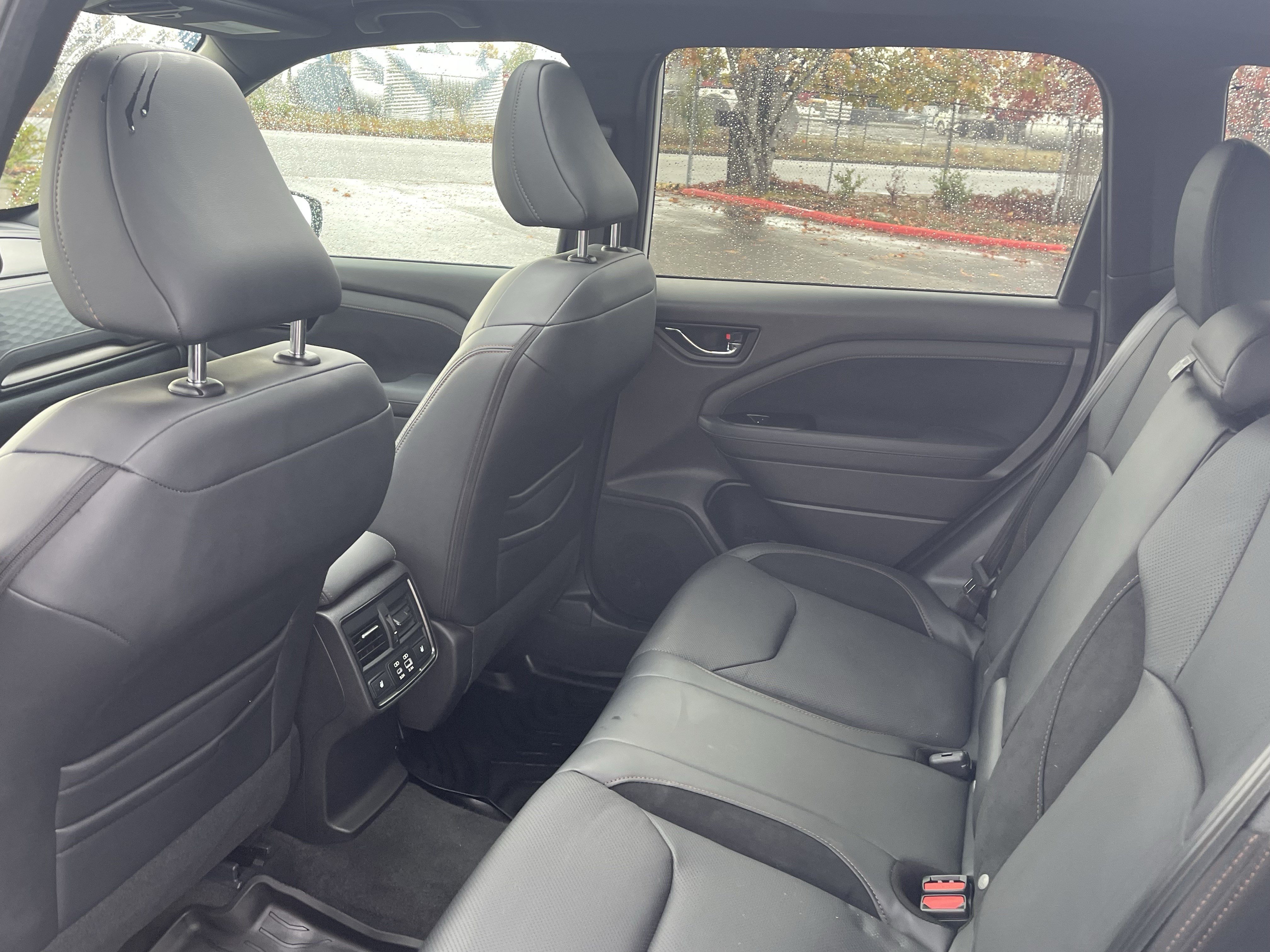 Used 2026 Subaru Forester Touring AWD/4WD image 4