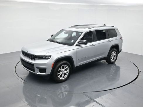 Used 2021 Jeep Grand Cherokee L Limited image 40