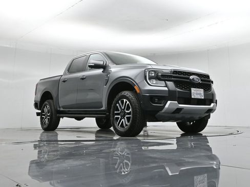 Used 2024 Ford Ranger Lariat w/ FX4 Off-Road Package image 49