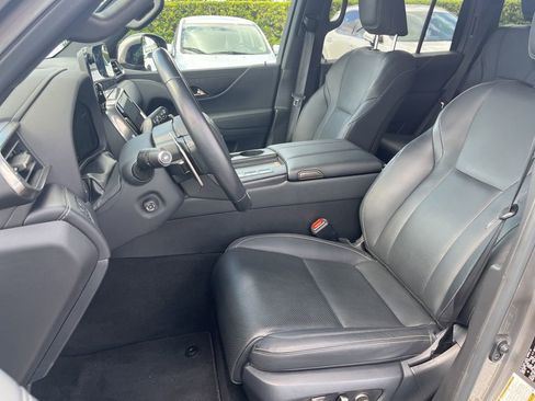 Used 2023 Lexus LX 600 4WD w/ Interior Upgrade Package image 10