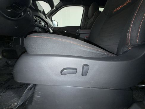 Used 2022 Nissan Frontier PRO-4X AWD/4WD image 14