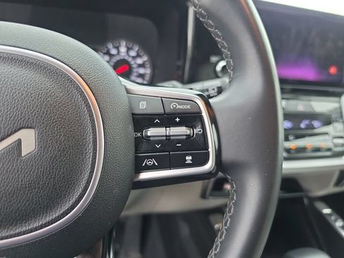 Certified 2023 Kia Sorento EX FWD image 23