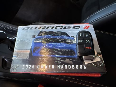 Used 2025 Dodge Durango R/T AWD/4WD image 26