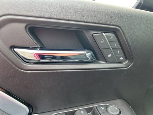 New 2025 Chevrolet Colorado Z71 w/ Technology Package image 12