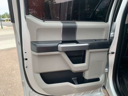 Used 2016 Ford F150 XLT AWD/4WD image 16