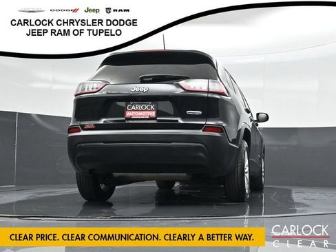 Used 2021 Jeep Cherokee Latitude FWD image 44