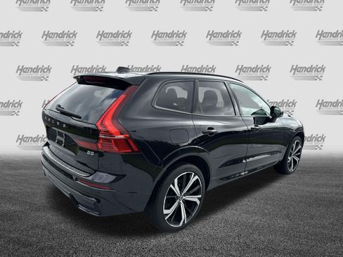 Used 2023 Volvo XC60 B5 Ultimate FWD image 10
