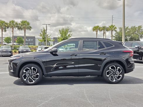 New 2026 Chevrolet Trax RS w/ Driver Confidence Package FWD image 3