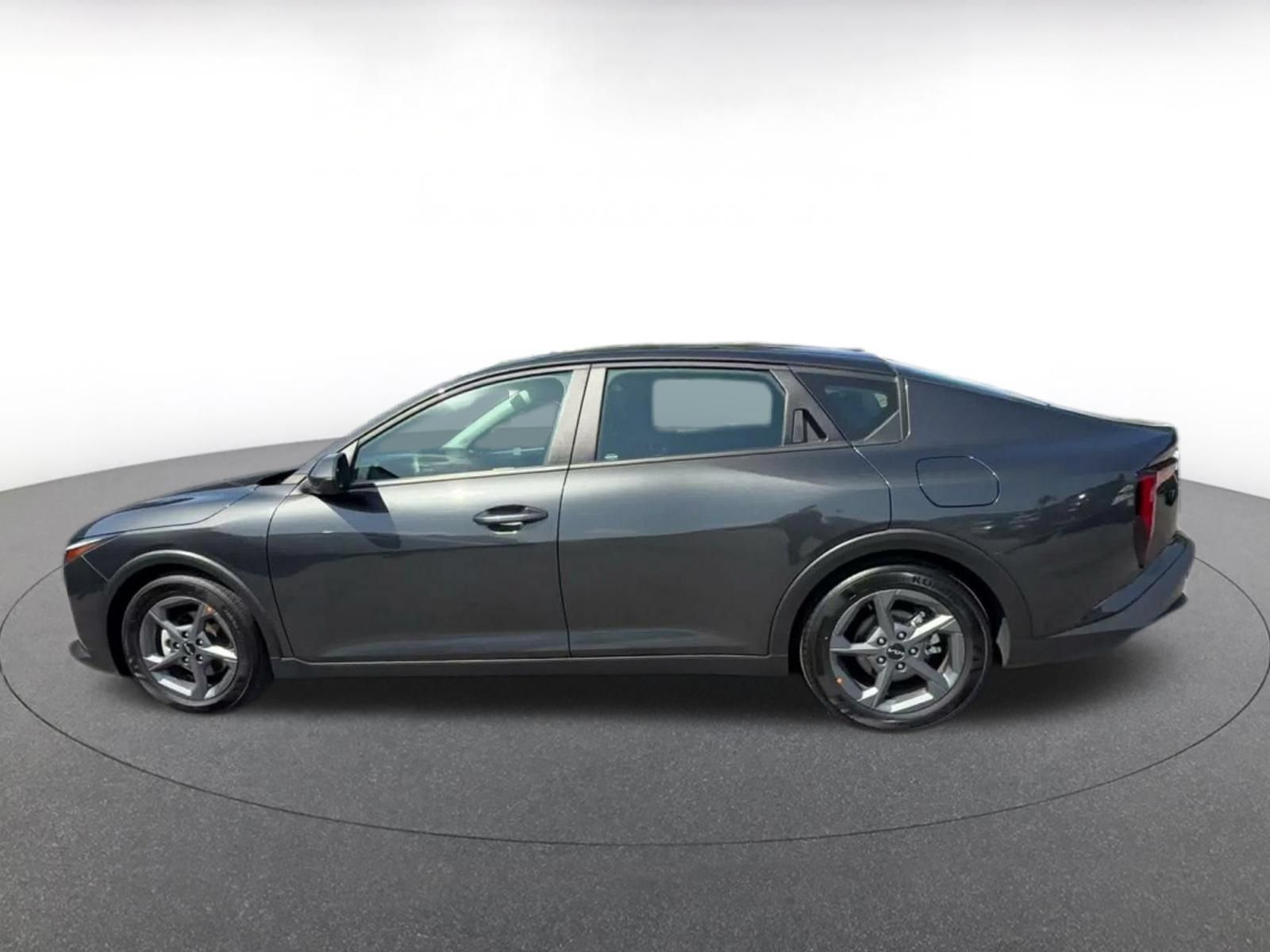 Used 2026 Kia K4 FWD image 8