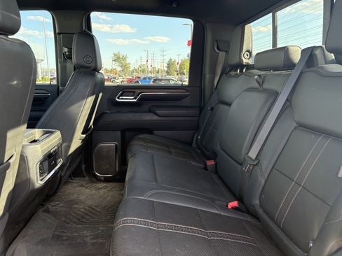 Used 2024 Chevrolet Silverado 3500 High Country w/ High Country Premium Package AWD/4WD image 9