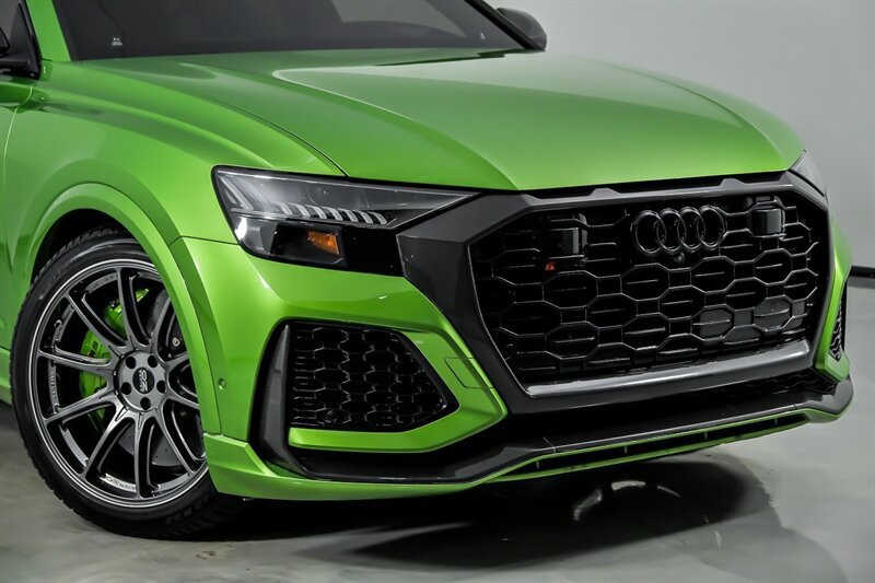Used 2022 Audi RS Q8 AWD/4WD image 2