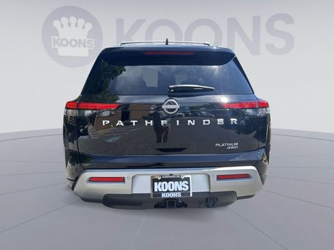 Used 2024 Nissan Pathfinder Platinum w/ Cargo Package AWD/4WD image 5