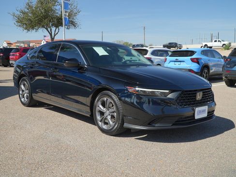 Used 2024 Honda Accord EX image 3