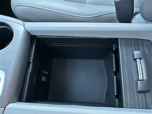 Used 2016 Honda Pilot EX-L image 32