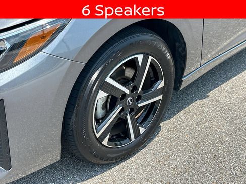 Used 2024 Nissan Sentra SV FWD image 11