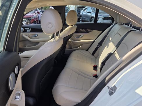 Used 2021 Mercedes-Benz C 300 Sedan image 13