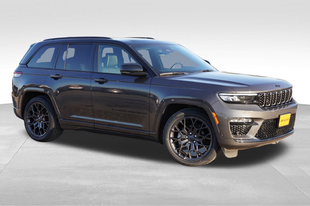 Certified 2025 Jeep Grand Cherokee Summit w/ Obsidian Package AWD/4WD image 3