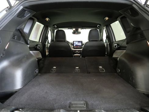 Used 2025 Jeep Compass Limited AWD/4WD image 27