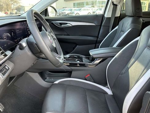 Used 2025 Buick Envision Sport Touring image 10