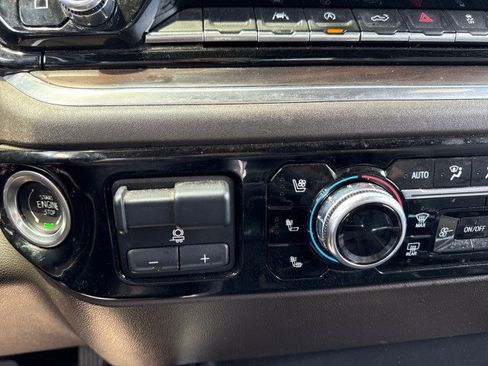 Used 2022 GMC Sierra 1500 SLT w/ SLT Premium Package image 21