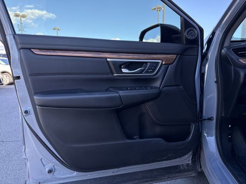 Used 2021 Honda CR-V Touring image 10