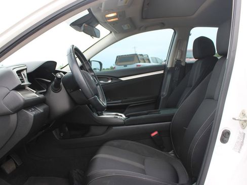 Used 2019 Honda Civic EX image 19